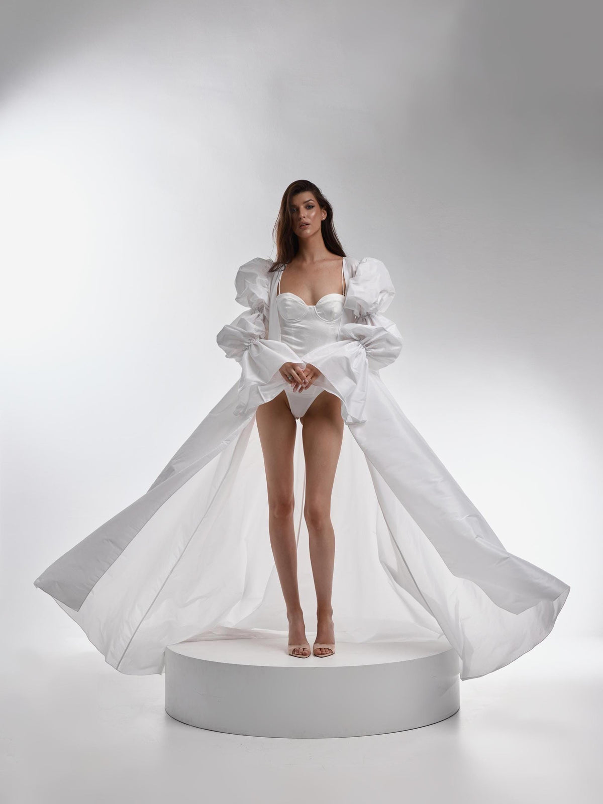 VIVIENNE