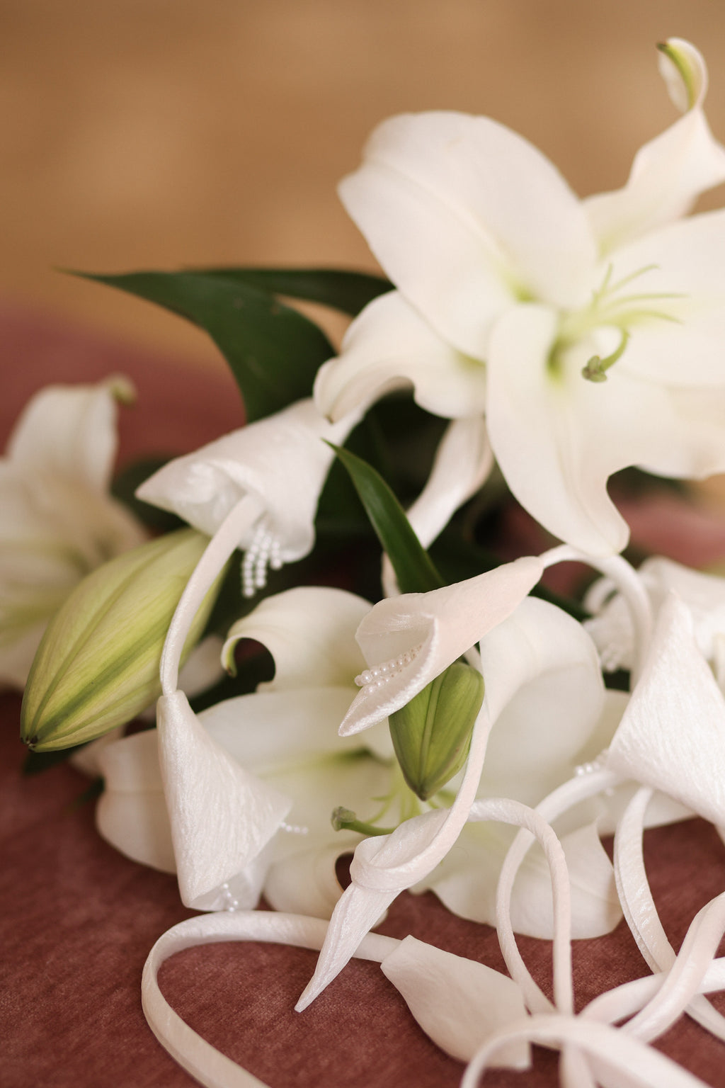 Халат TULIPA — квіти ручної роботи, деталь